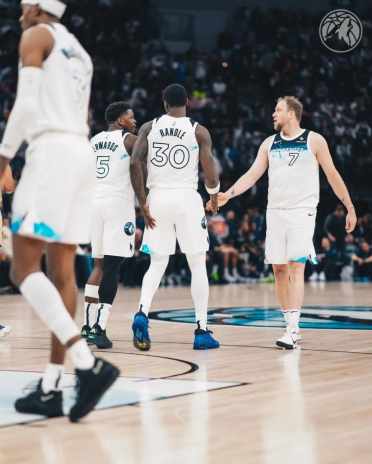 拿0分的NBA首發(fā)，所有人都為他叫好