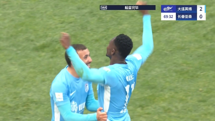 馬萊萊大連處子球！呂焯毅助攻馬萊萊破門，大連英博2-0亞泰