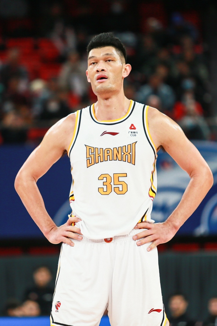 手感不佳！葛昭寶全場8投1中得到2分2籃板2助攻