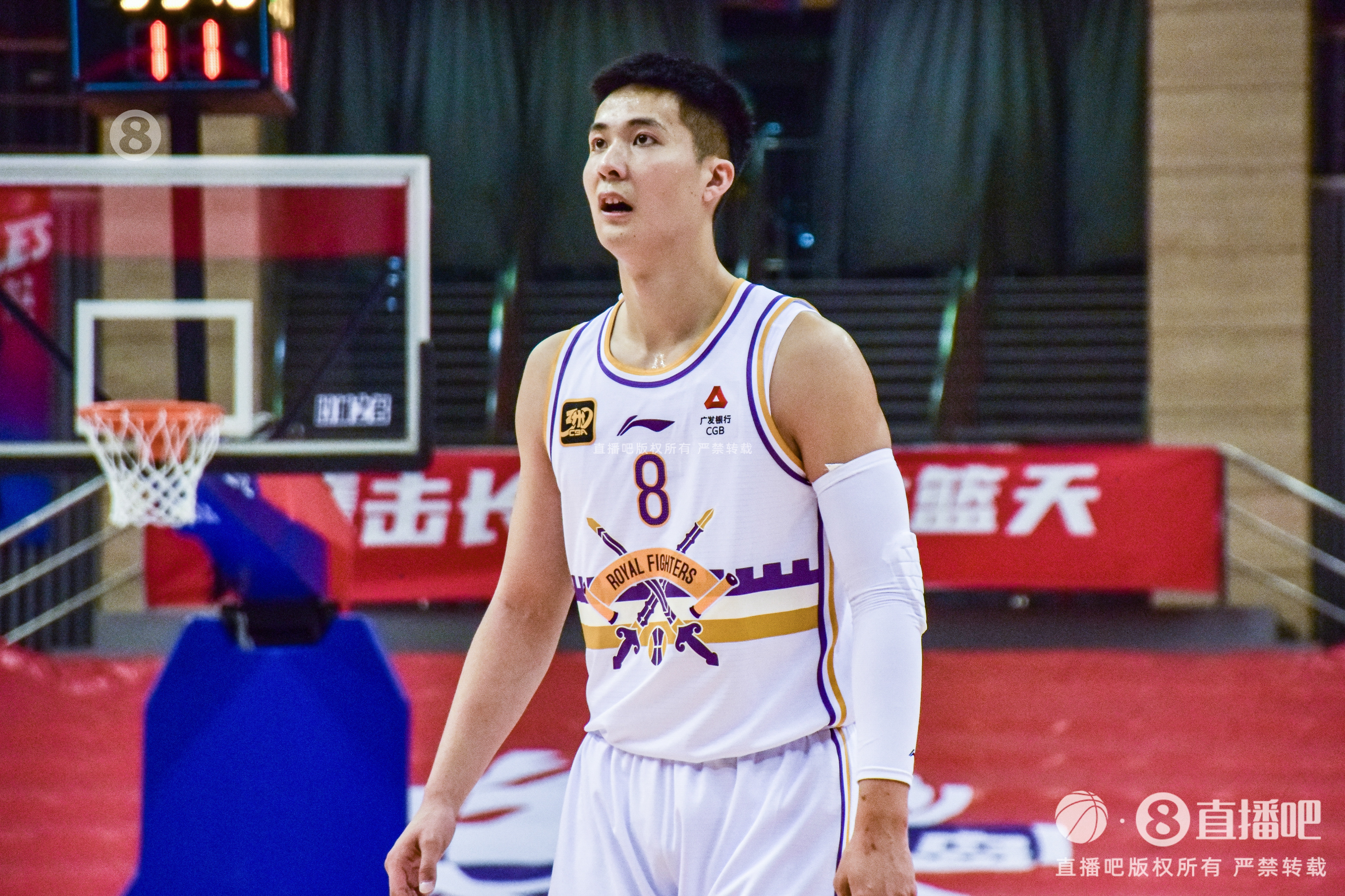 高效！朱松瑋12投9中&三分4中3 砍下24分4板1助